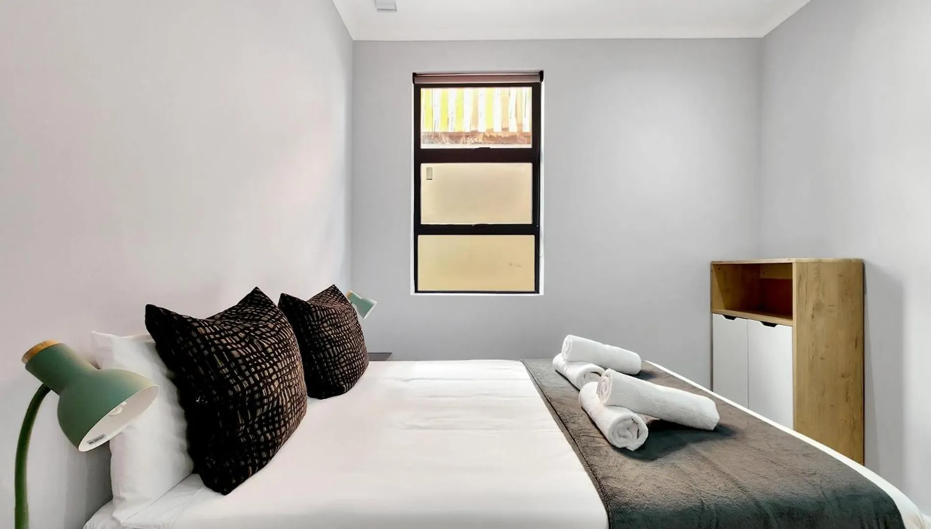 Stylish Woodstock Stay Patio Wifi Alarm Κέιπ Τάουν 0*,